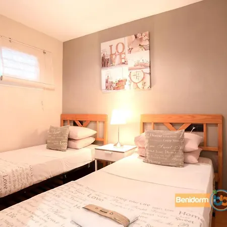 No New Bookings 아파트 베니돔